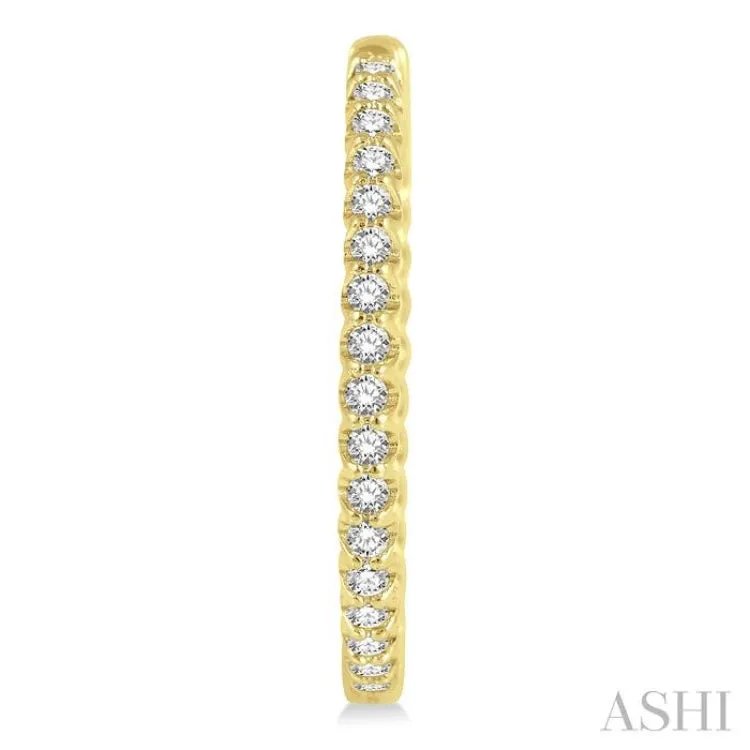 1 ctw Round Cut Diamond In-Out Hoop Earring in 14K Yellow Gold