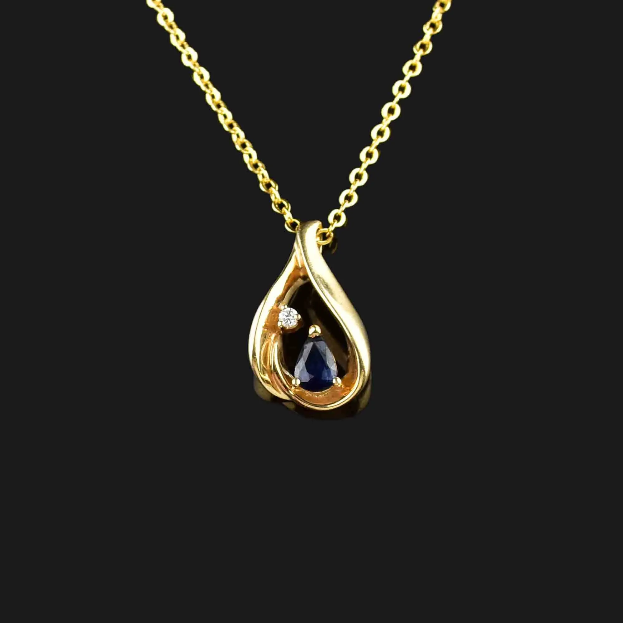 14K Gold Pear Cut Blue Sapphire Diamond Pendant Necklace