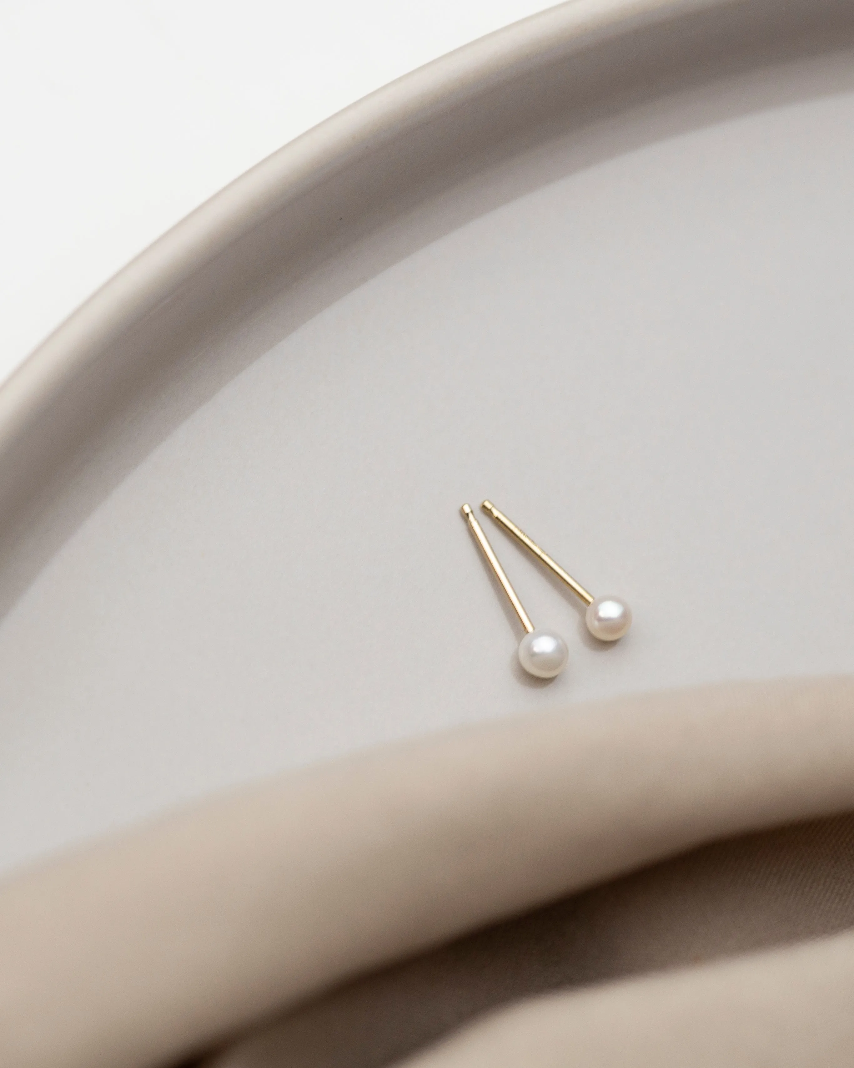 14k Mini Pearl Studs