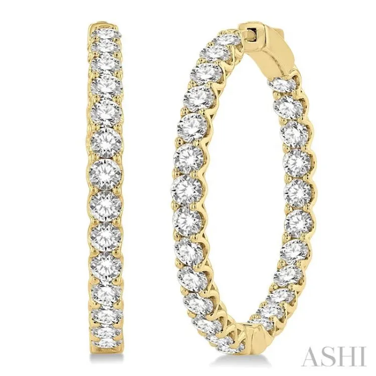 6 Ctw Round Cut Diamond In-Out Hoop Earring in 14K Yellow Gold