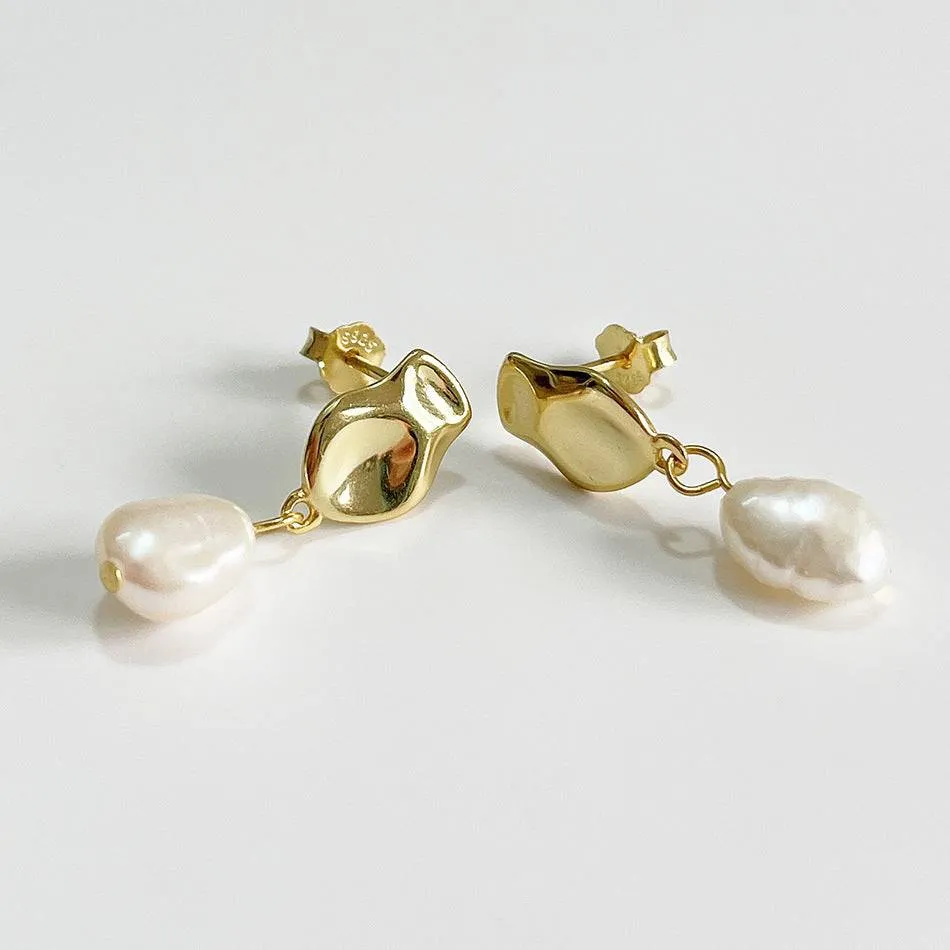 Baroque Pearl Earrings