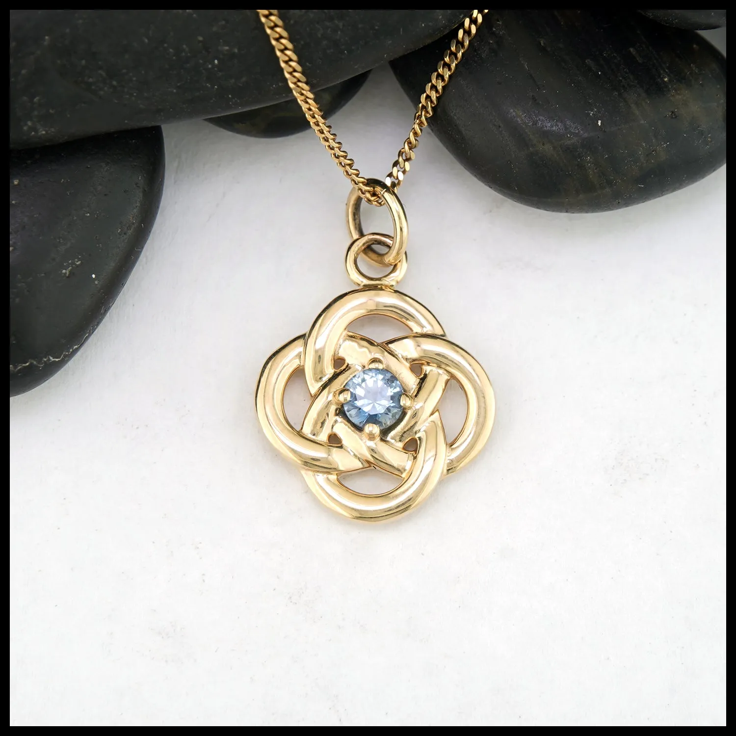 Ceylon Sapphire Josephine's Knot Pendant in Gold