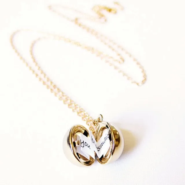 Charm Vintage lady Secret Message Ball Locket Silver Gold Pendant Necklace Jewelry Make A Love Confession Sweater Necklace Gift