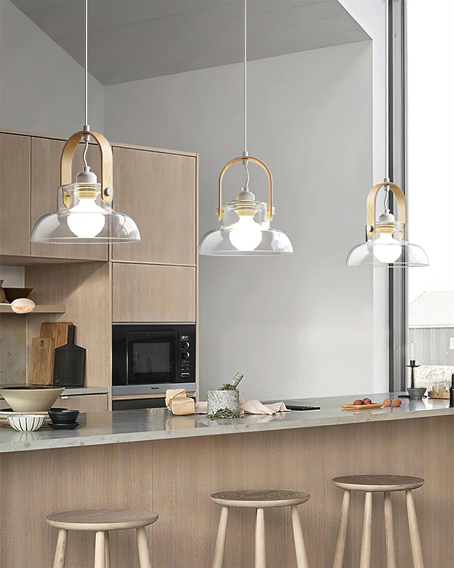 Hailie Glass Pendant Light