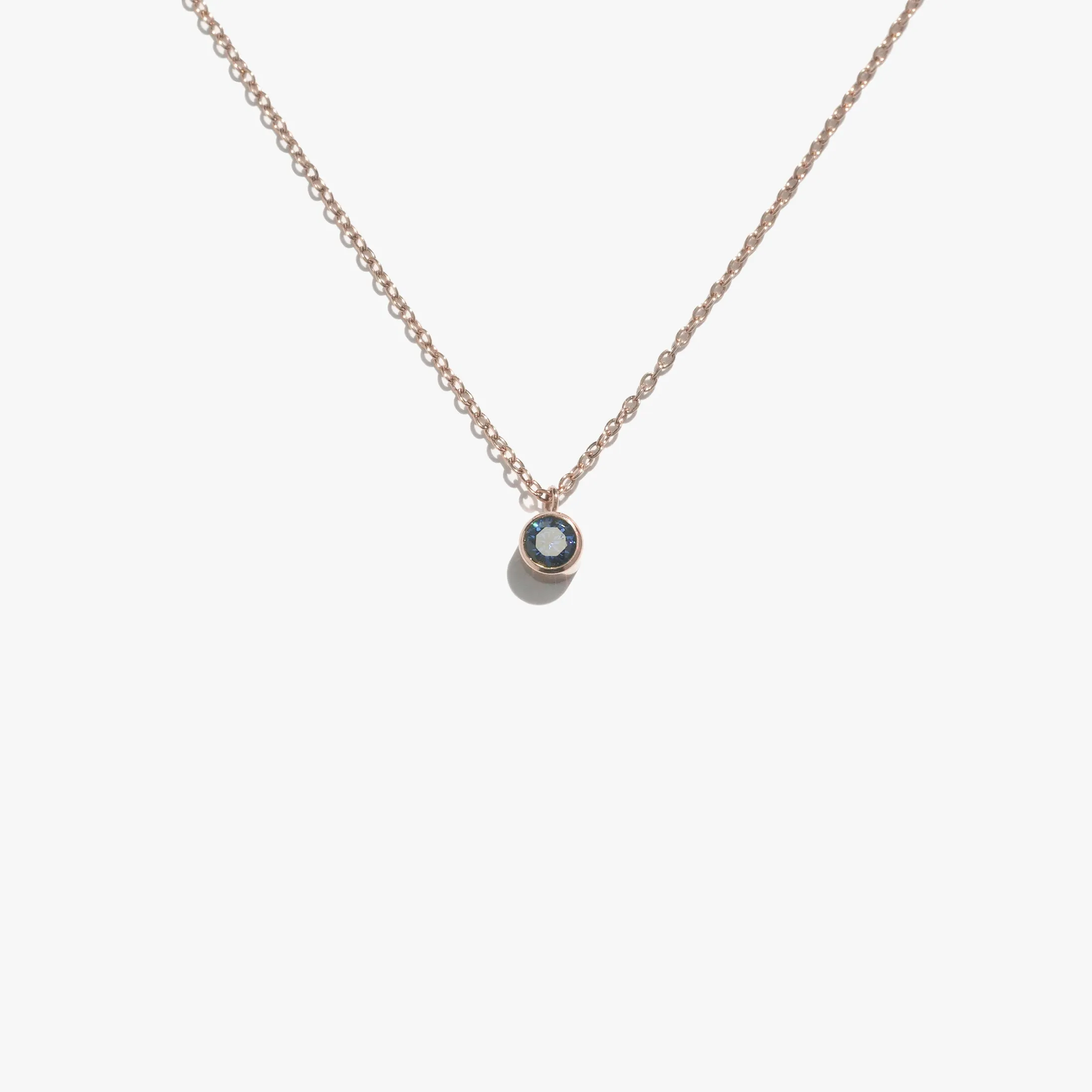 Lonely Sapphire Comet Necklace