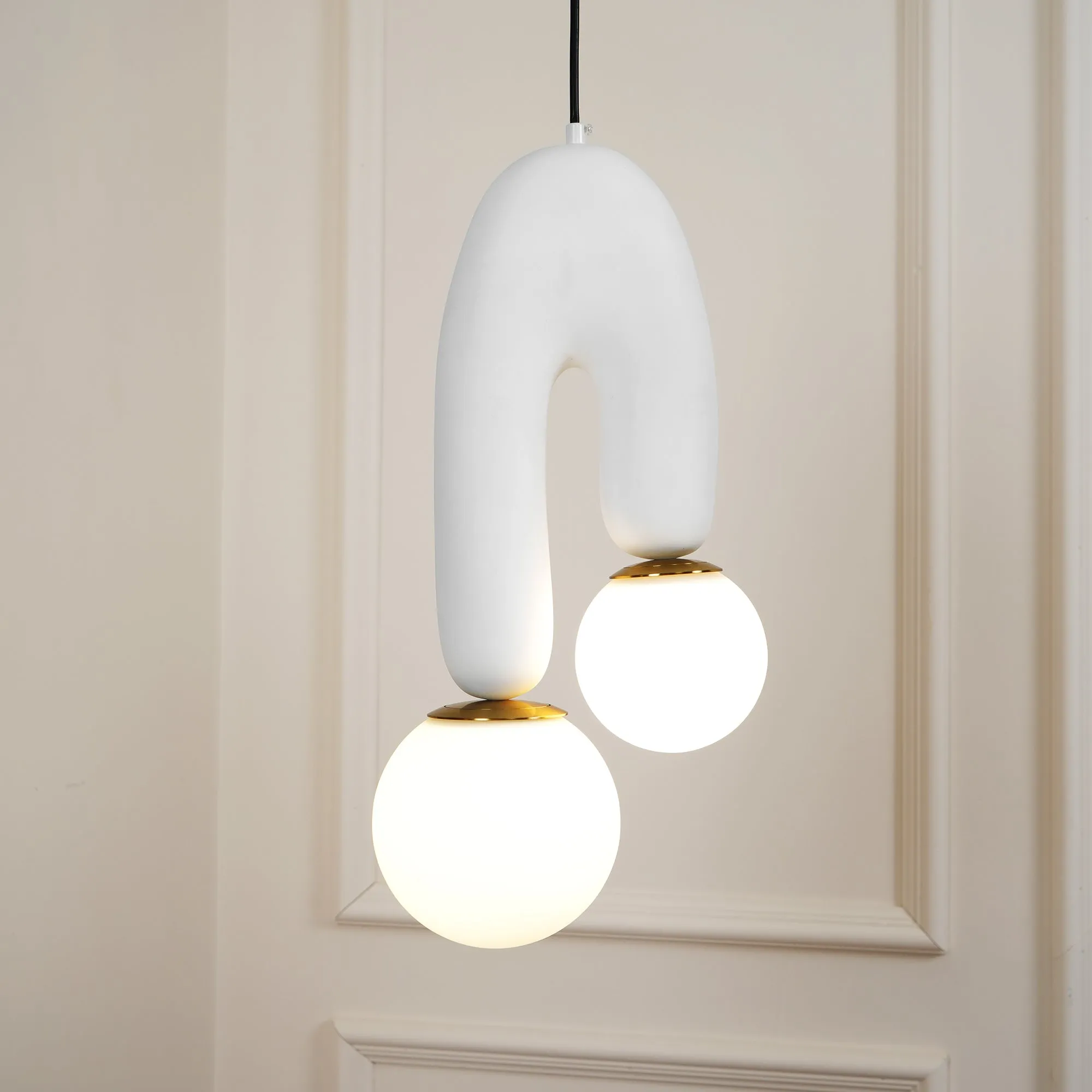 Oo Smooth Pendant Light