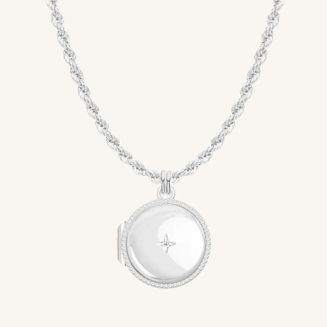 Round Photo Locket Necklace