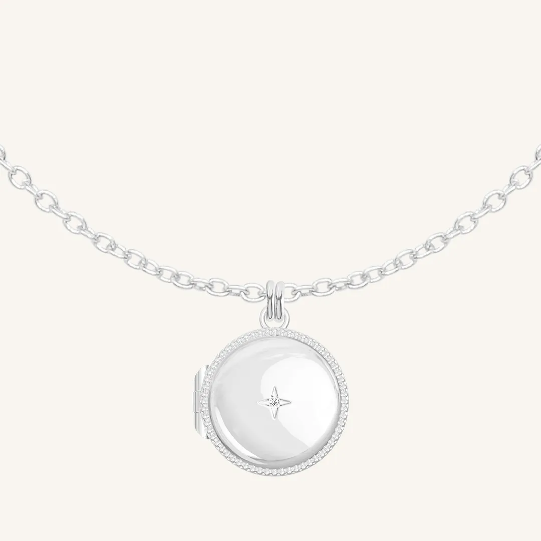 Round Photo Locket Necklace